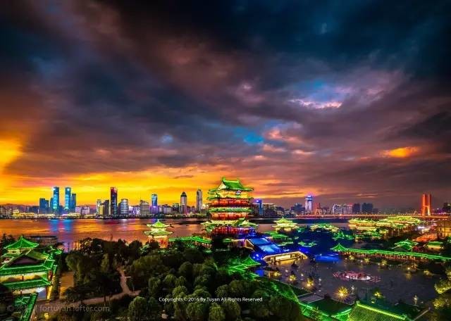 湖南播音稿，魅力湘韵，声动华夏